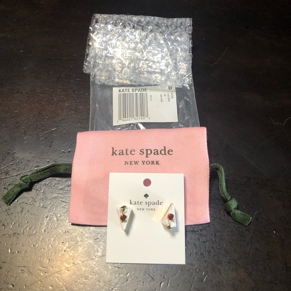 Kate Spade Pastry Shop Cake Studs NWT & Dust bag - Picture 3 of 4